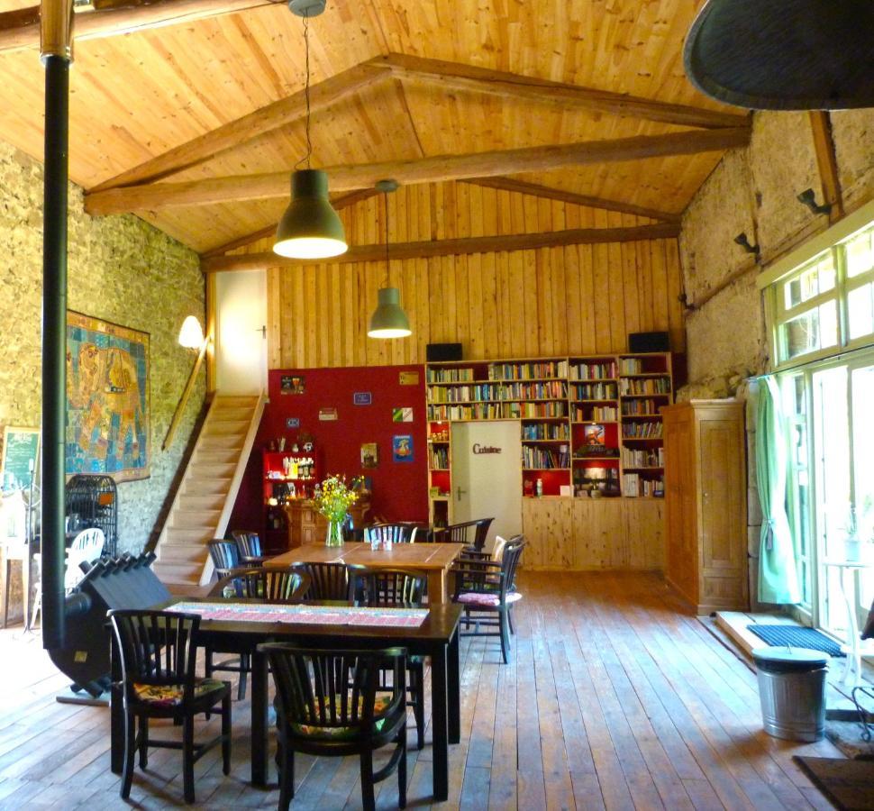 Chambres D'Hotes La Fougeraie Malvières エクステリア 写真
