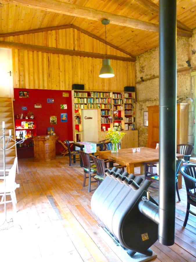 Chambres D'Hotes La Fougeraie Malvières エクステリア 写真