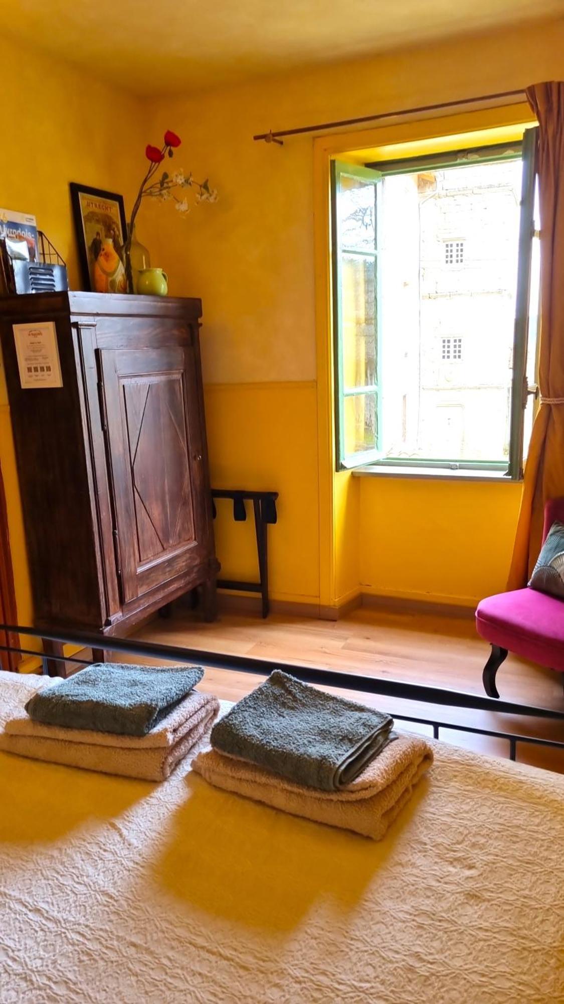 Chambres D'Hotes La Fougeraie Malvières エクステリア 写真